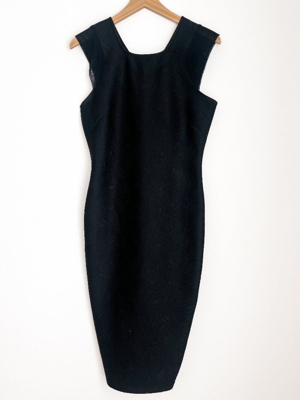 Sans Souci Black Textured Sheath Dress — Size L